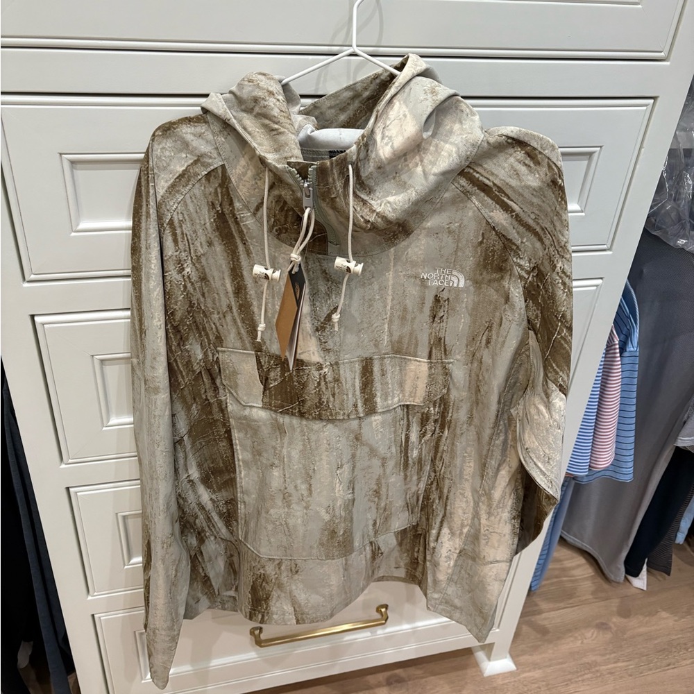 NWT The North Face Tan and Brown Hooded Jacket